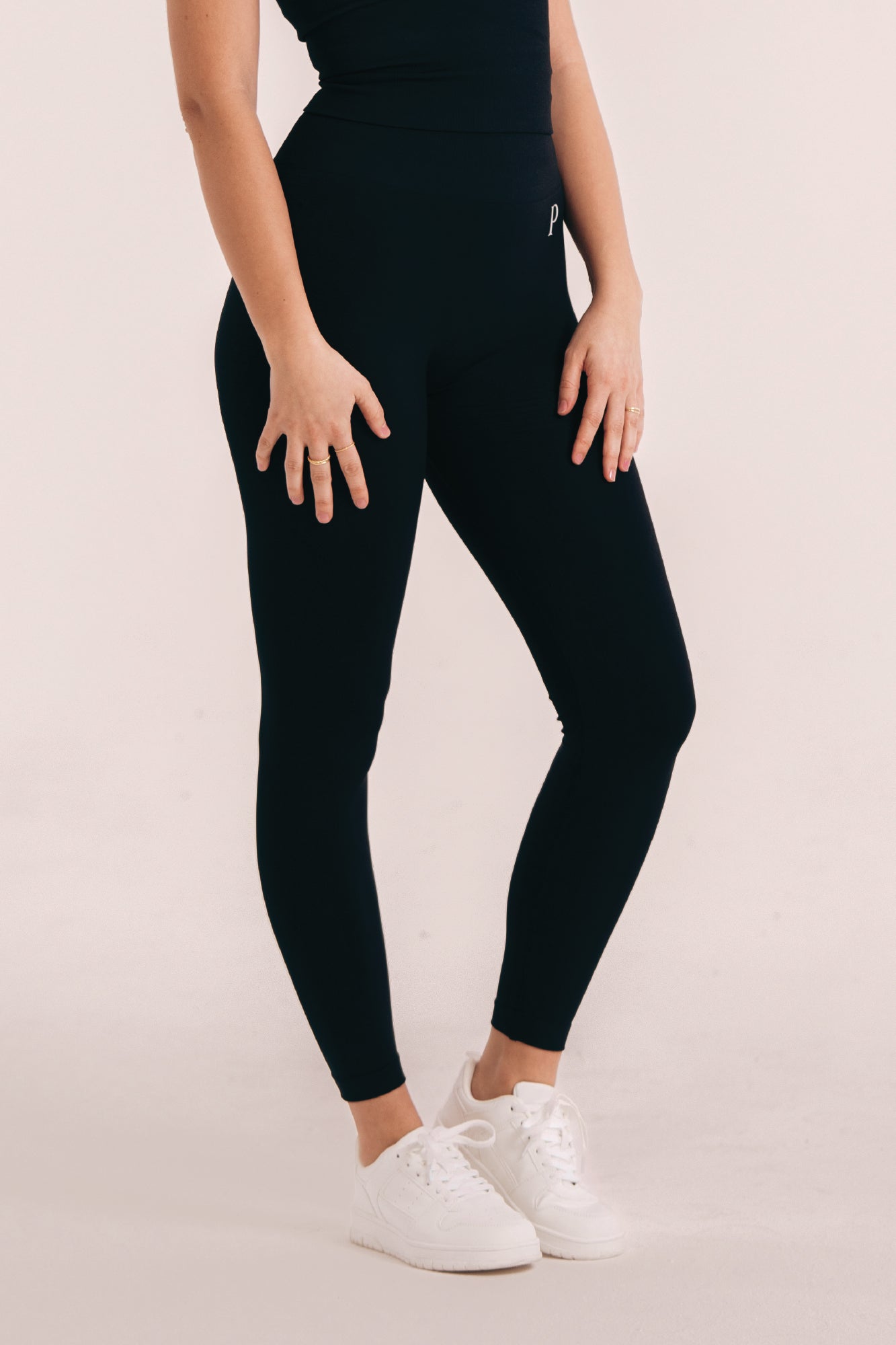 CONFIDENCE Leggings Black