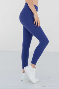 ESSENTIAL Leggings