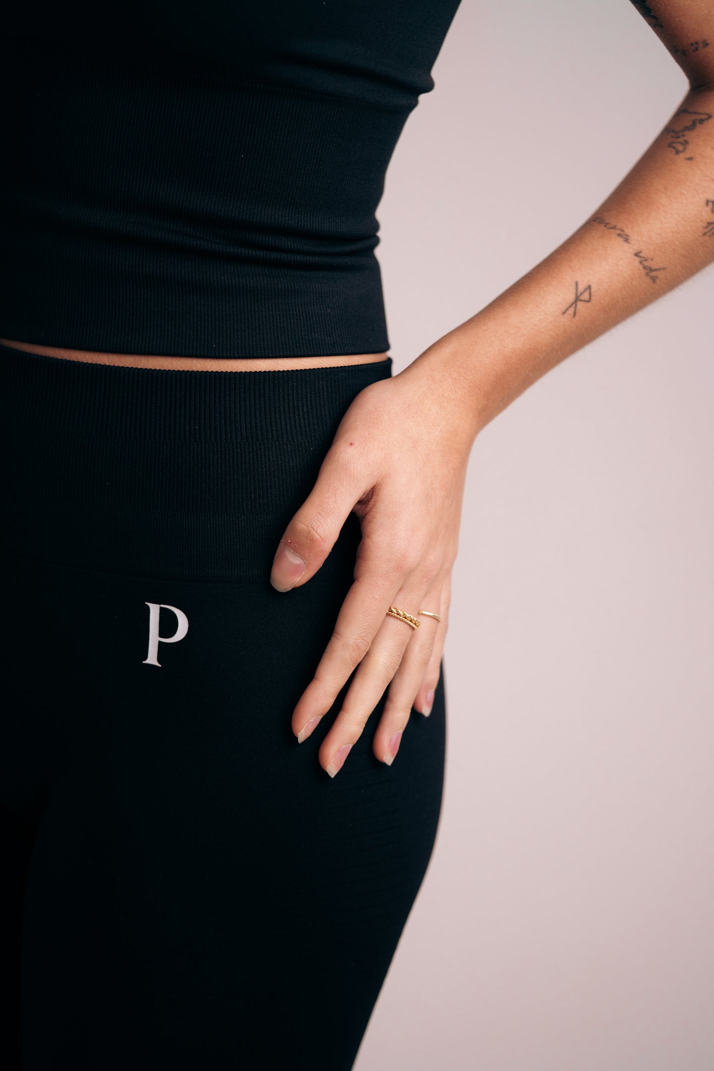 CONFIDENCE Leggings Black